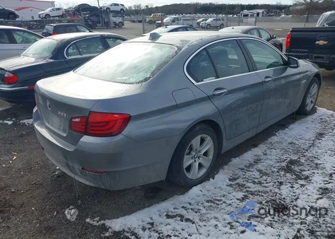 2012 BMW 528I xDrive из США, поврежденный, VIN WBAXH5C53CDW02705